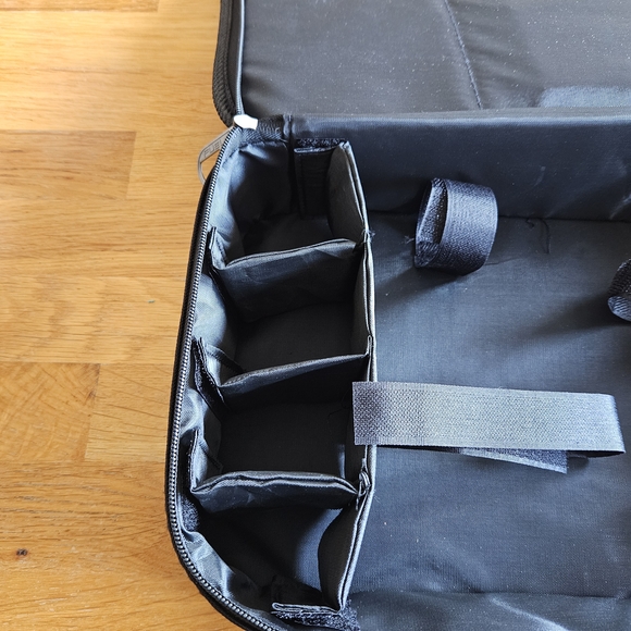 Milwaukee M12 Red Soft Shell Contractor Tool Bag - Picture 3 of 5